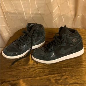 Air Jordan size 5 1/2